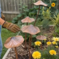 Antiker Gartenstecker aus Eisen in Form eines Lotusblatts