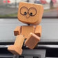 🙂Wippendes Holzmännchen Mit Wohlfühl-Lächeln – Kreatives Auto-Duftaccessoire