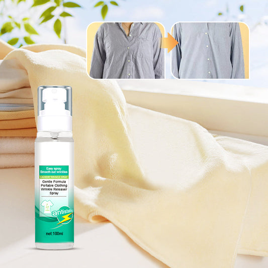 Milde Formel: praktisches Spray gegen Falten in der Kleidung