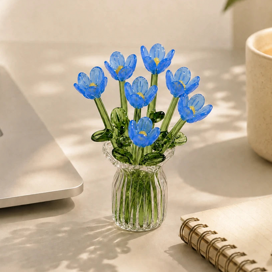 Set mit Miniatur-Blumenfiguren aus farbigem Glas